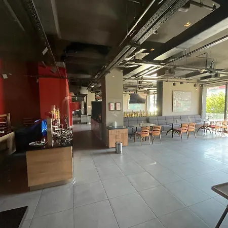 Antasya 1+1 With Pool And High Floor דירה איסטמבול